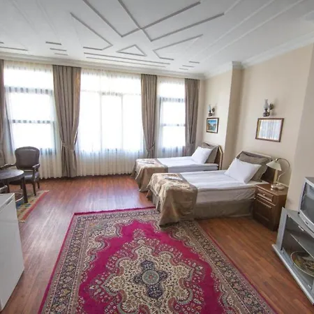 Sofia Hotell 3*